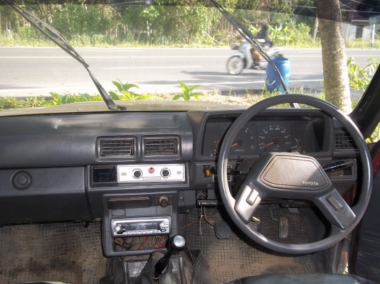 ขายรถเเวนToyota LN51 45000บาท ขายรถเเวนToyota LN51 45000บาท