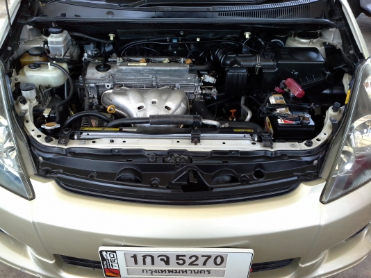 TOYOTA WISH 2.0(Q) AT ปี 2004