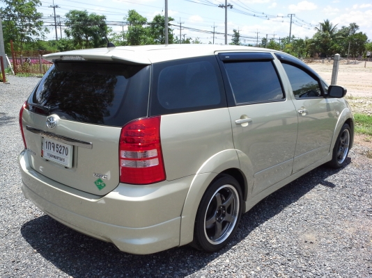 TOYOTA WISH 2.0(Q) AT ปี 2004