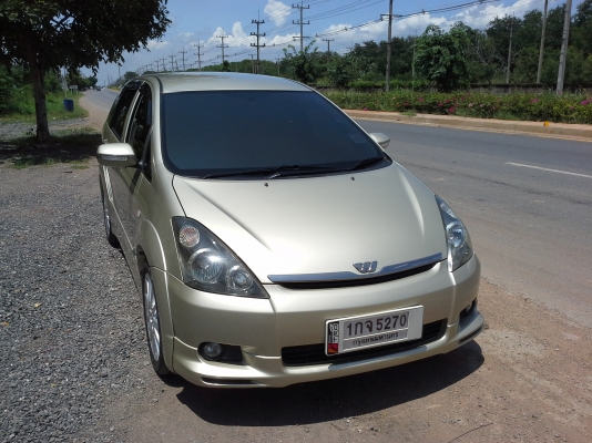 TOYOTA WISH 2.0(Q) AT ปี 2004