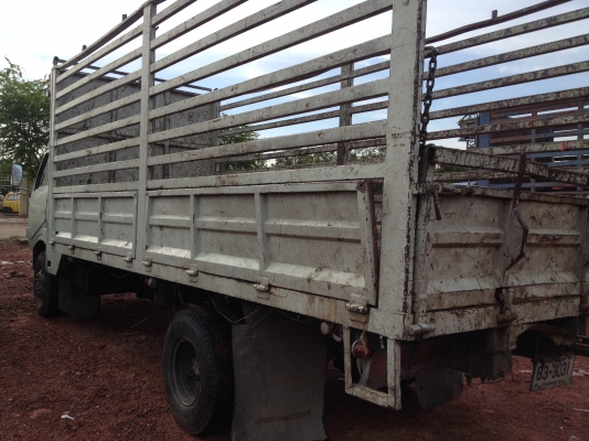 <<290,000>>HINO KM 165 แรง ยาว 5.50 เมตร เครื่องดี คัชซีสวย <<290,000>>HINO KM 165 แรง ยาว 5.50 เมตร เครื่องดี คัชซีสวย