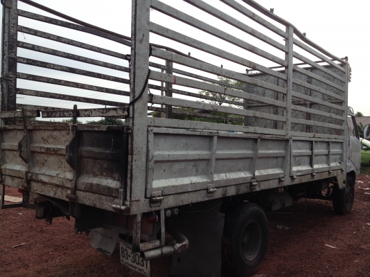 <<290,000>>HINO KM 165 แรง ยาว 5.50 เมตร เครื่องดี คัชซีสวย <<290,000>>HINO KM 165 แรง ยาว 5.50 เมตร เครื่องดี คัชซีสวย