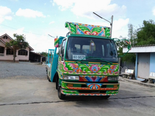 ฮีโน่ 10 ล้อ 2 เพลาน้อย