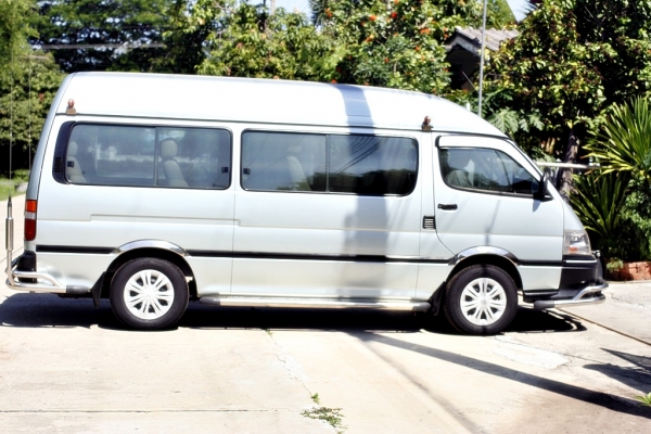 ขายรถตู้