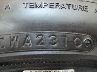 Nitto NT555 215/45/17 ปี 10