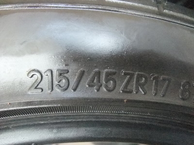 Nitto NT555 215/45/17 ปี 10