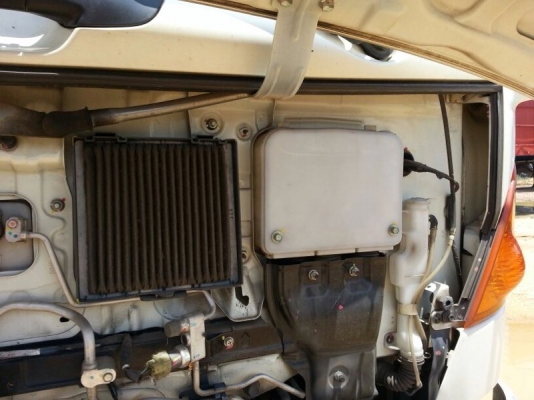 รถฮีโน่ 10 ล้อ หัวลาก 260 แรงม้า. ปี 53 ( ติดแก๊ส ) , ( มีขาย 4 คัน. )  สนใจติดต่อ 081 - 6079515