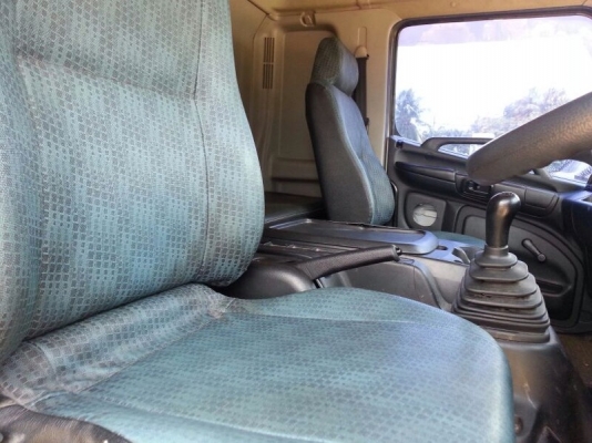 รถฮีโน่ 10 ล้อ หัวลาก 260 แรงม้า. ปี 53 ( ติดแก๊ส ) , ( มีขาย 4 คัน. )  สนใจติดต่อ 081 - 6079515