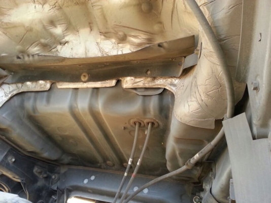 รถฮีโน่ 10 ล้อ หัวลาก 260 แรงม้า. ปี 53 ( ติดแก๊ส ) , ( มีขาย 4 คัน. )  สนใจติดต่อ 081 - 6079515