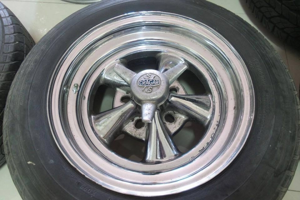 ล้อนำเข้าจากญี่ปุ่น Cragar made in U.S.A ขอบ15" หน้า7" หลัง8" ล้อนำเข้าจากญี่ปุ่น Cragar made in U.S.A ขอบ15" หน้า7" หลัง8"