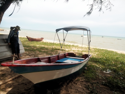 เรือไฟเบอร์ 15ฟุต 2ชั้น มีช่องปลาเป็นและหลังคาพร้อม