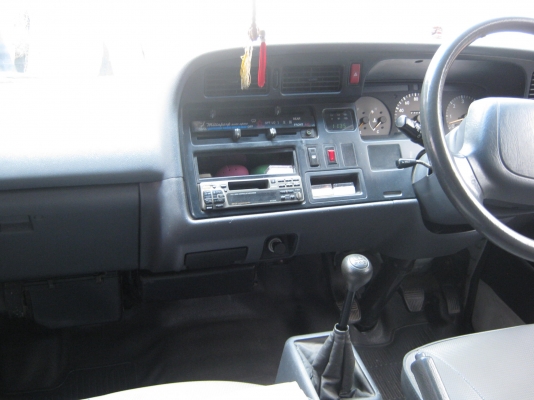 รถตู้TOYOTA 2002