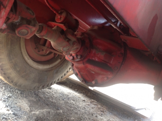 รถขุดล้อยางขนาด พีดับบลิว ๑๕๐ โปรเครน ยูตานิ