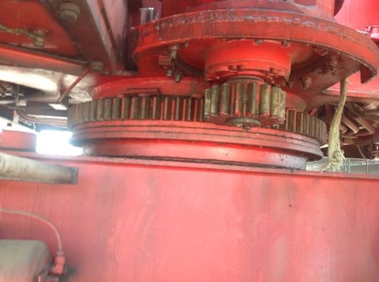 รถขุดล้อยางขนาด พีดับบลิว ๑๕๐ โปรเครน ยูตานิ