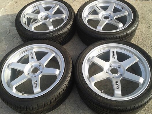 ขอบ18กว้าง7.5พร้อมยาง