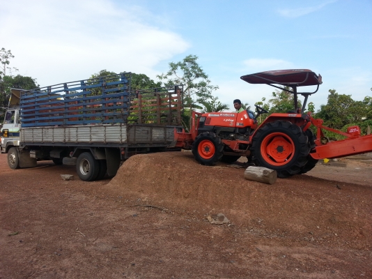 รถไถสภาพนางฟ้ามาแล้ว...ด่วนๆๆ คูโบต้าL3408 4 WD ใบมีดตราช้าง ยางใหม่ๆ 4 เส้นรถไร่ไม่เคยลงน้ำ