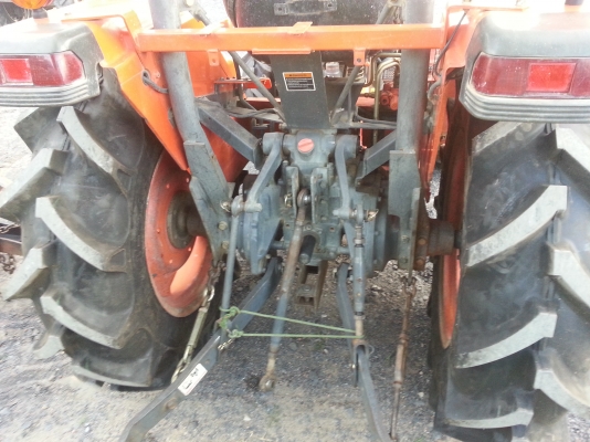 รถไถสภาพนางฟ้ามาแล้ว...ด่วนๆๆ คูโบต้าL3408 4 WD ใบมีดตราช้าง ยางใหม่ๆ 4 เส้นรถไร่ไม่เคยลงน้ำ