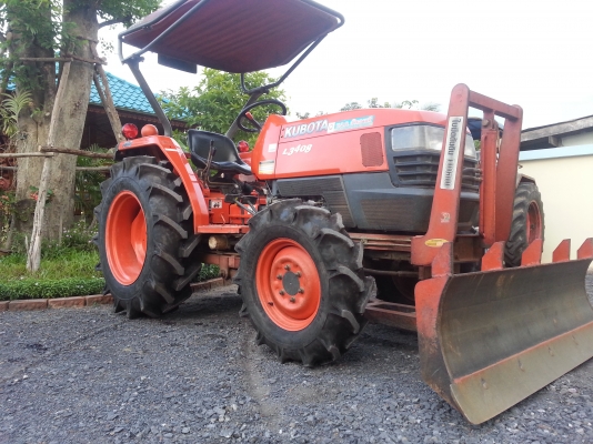 รถไถสภาพนางฟ้ามาแล้ว...ด่วนๆๆ คูโบต้าL3408 4 WD ใบมีดตราช้าง ยางใหม่ๆ 4 เส้นรถไร่ไม่เคยลงน้ำ