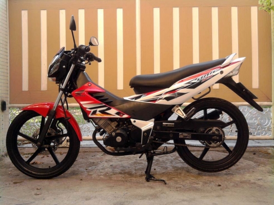 ขออนุญาติขาย Honda Sonic New 125 ตัว TOP ล้อแม็ก สตาร์ทมือ โอนฟรีครับ