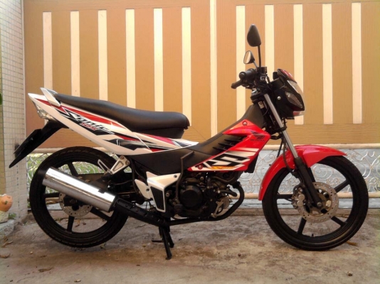 ขออนุญาติขาย Honda Sonic New 125 ตัว TOP ล้อแม็ก สตาร์ทมือ โอนฟรีครับ