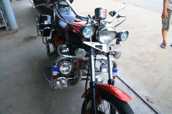 ขาย วีราโก้ 400 เครื่องดี สีใหม่  ทรงสวย ปิ๊บหลัง สามใบ ไฟแต่งรอบคัน ขาย วีราโก้ 400 เครื่องดี เดินเบา สบาย กำตังขับได้เลย กระเป๋าหลัง สามใบ พร้อมแลค กันล้มหน้า พร้อมไฟแต่ง ติดไฟแต่ง รอบคัน45000