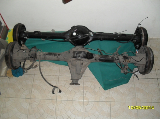 ขายเพลาท้าย D-max รุ่น HILANDER มี ABS ทั้งเส้น ถูกๆครับ