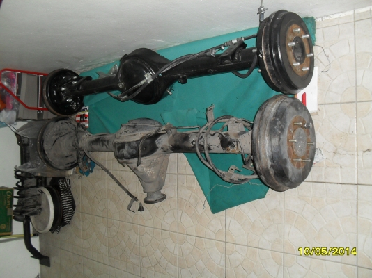 ขายเพลาท้าย D-max รุ่น HILANDER มี ABS ทั้งเส้น ถูกๆครับ