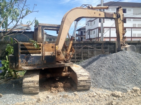 KOMATSU PC60-1 ขายถูก KOMATSU PC60-1 ขายถูก