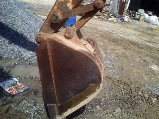KOMATSU PC60-1 ขายถูก KOMATSU PC60-1 ขายถูก
