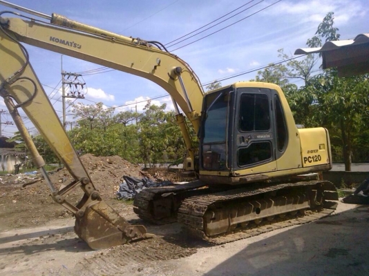 ขายรถแบ็คโฮ KOMATSU PC120-6 เอกสารเล่มทะเบียน ไฟฟ้าครบ เดิมๆ พร้อมใช้