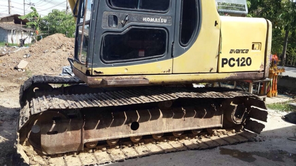ขายรถแบ็คโฮ KOMATSU PC120-6 เอกสารเล่มทะเบียน ไฟฟ้าครบ เดิมๆ พร้อมใช้ ขายรถแบ็คโฮ KOMATSU PC120-6 เอกสารเล่มทะเบียน ไฟฟ้าครบ เดิมๆ พร้อมใช้