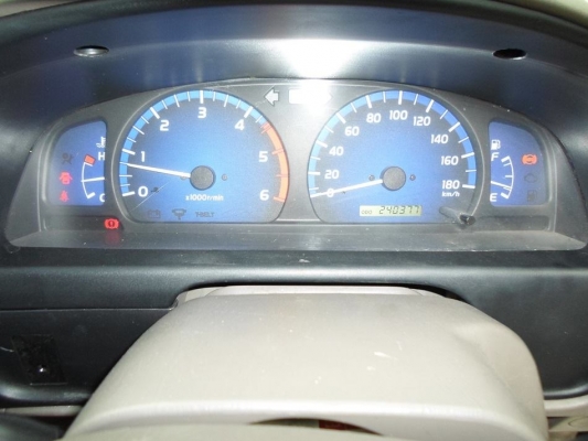 ยังไงก็ขาย TOYOTA, HILUX TIGER 2.5 D4D 4ประตู ถูกๆเล่มทะเบียนพร้อม