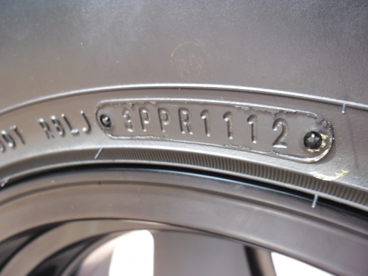 ขายmax 16x8 off-25 สีดำ+ยางdunlop at3 265/70/16 ปี 12 1 ชุด ขายmax 16x8 off-25 สีดำ+ยางdunlop at3 265/70/16 ปี 12 1 ชุด