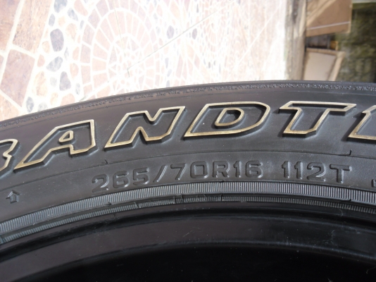 ขายmax 16x8 off-25 สีดำ+ยางdunlop at3 265/70/16 ปี 12 1 ชุด ขายmax 16x8 off-25 สีดำ+ยางdunlop at3 265/70/16 ปี 12 1 ชุด