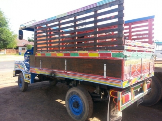 ขายรถอีแต๋นเครื่อง11แรง เพลาลอย เครื่องดี แคชซีสวย เอกสารพร้อมโอน