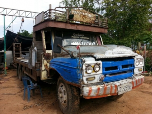 ขายเทรลเลอร์หัวยาว175แรง มีหางพับไฮดรอริคขึ้นรถเกี่ยว เอกสารพร้อมโอน