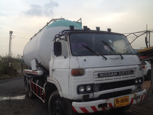 ขายรถ10ล้อถังสแตนเลส1เพลาพร้อมใช้งาน