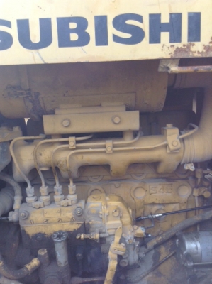 +++ ขายรถตักล้อยาง  MITSUBISHI  WS300  สภาพดี  พร้อมใช้งาน  สนใจรายละเอียดโทร. ได้ครับ 081-659-7598 +++