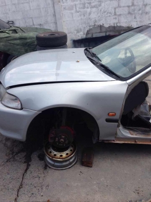 ขาย หัวตัดติดเครื่องยนต์ D15B คาร์บู เกียร์ Auto  แยกอะไหล่ขายคับ