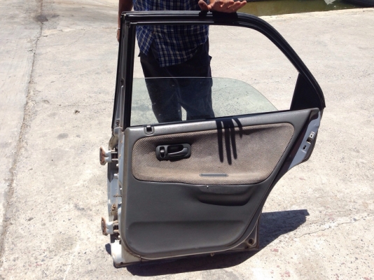 ขาย หัวตัดติดเครื่องยนต์ D15B คาร์บู เกียร์ Auto  แยกอะไหล่ขายคับ