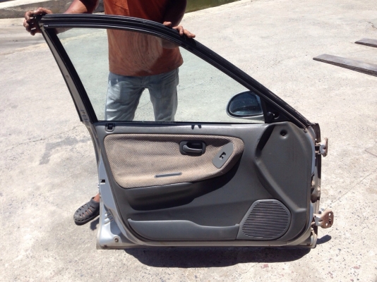 ขาย หัวตัดติดเครื่องยนต์ D15B คาร์บู เกียร์ Auto  แยกอะไหล่ขายคับ