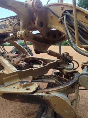 ราคาพิเศษ !!! CAT140G s/no14xxx มี scarifier (ขายด่วนครับ)