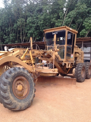 ราคาพิเศษ !!! CAT140G s/no14xxx มี scarifier (ขายด่วนครับ)