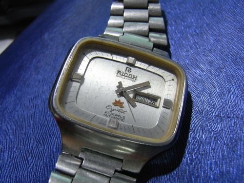 12พ.ค.((น้าเล็ก)) นำเสนอนาฬิกาข้อมือ 12พ.ค.((น้าเล็ก)) นำเสนอนาฬิกาข้อมือ