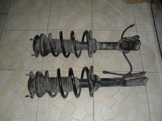 ขายโช๊คหน้า vios 1คู่ สวยๆ ถูกๆ