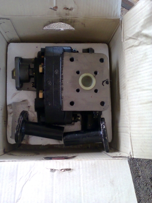 ฝากขายชูดยกด้ำหกตันของหกล้อพร้อมปั้มปั่นน้ำมัน จัดส่งไห้แล้วครับอู่ธนภัทร หนองไผ่ จ ขอนแก่น