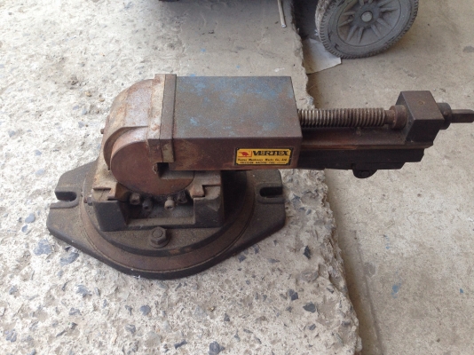 ขายปากกาปรับองศา Vertex ขนาด 110 mm. สภาพสวย เก่าเก็บ