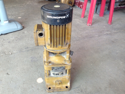 ขายปั้มน้ำแบบตั้ง แรงดันสูง Groundfos ขนาด 3/4 HP. 380 V สภาพสวย วิ่งนิ่ม พร้อมใช้งาน ขายปั้มน้ำแบบตั้ง แรงดันสูง Groundfos ขนาด 3/4 HP. 380 V สภาพสวย วิ่งนิ่ม พร้อมใช้งาน