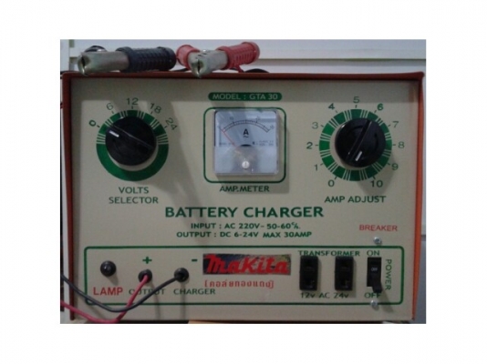 ที่ชาจน์ แบตเตอรี่ รถยนต์ จักรยานยนต์ ยี่ห้อ Makita ที่ชาจน์ แบตเตอรี่ รถยนต์ จักรยานยนต์ ยี่ห้อ Makita