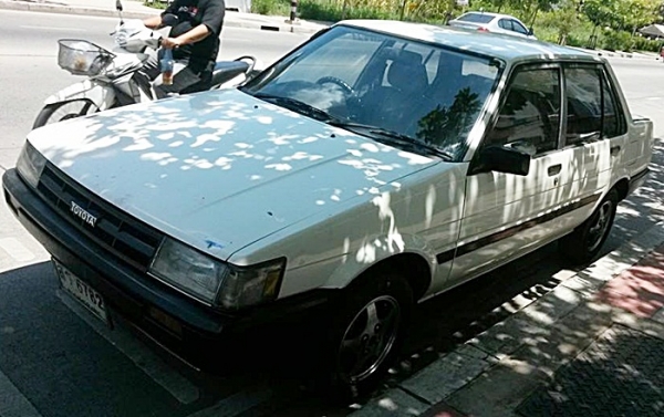 Toyata Colola AE82